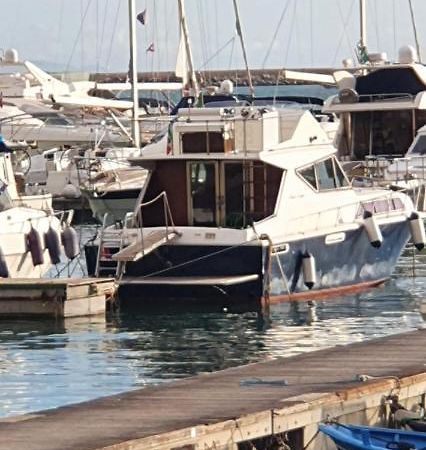 Salerno Yacht Hotel ภายนอก รูปภาพ